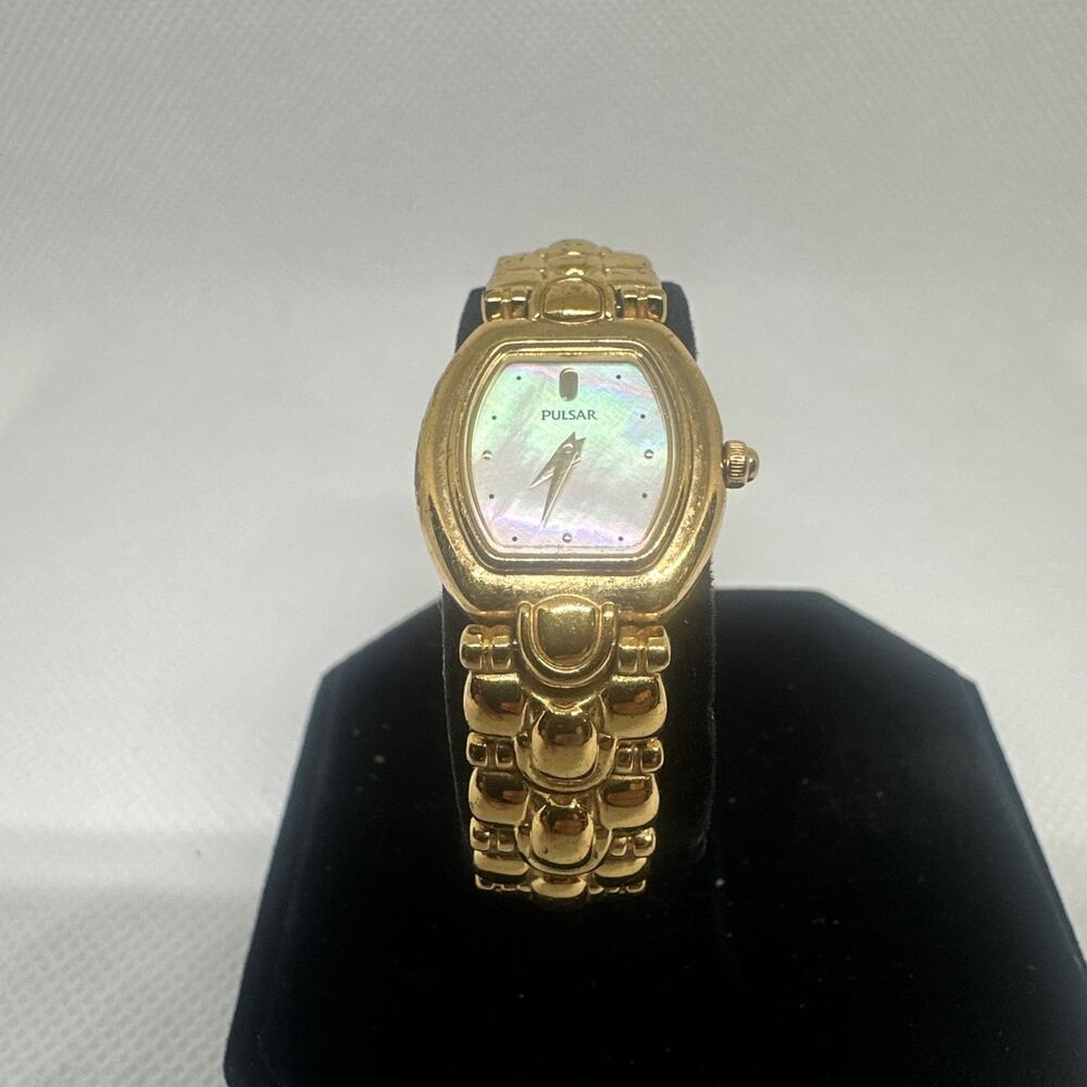 Pulsar Women's Dress Watch PRY560 Gold Tone Stainless Steel Quartz Analog